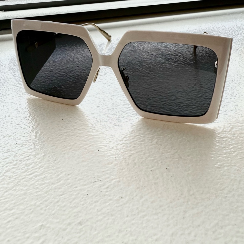 DiorSolar S1U Square Sunglasses - Picture 4 of 10